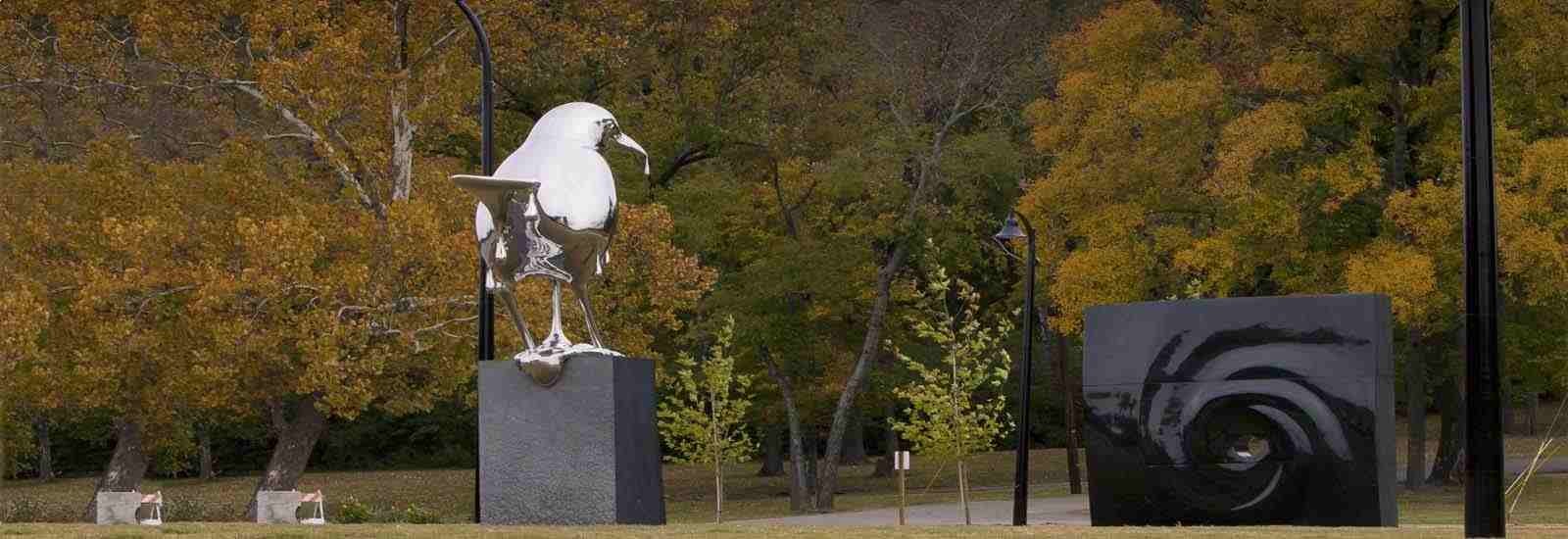 गुणवत्ता आउटडोर धातु मूर्तिकला कारखाना